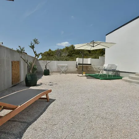 ヴィラ Lara スベティ・フィリップ・イ・ヤコブ